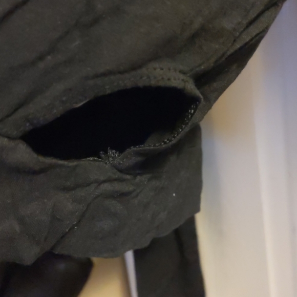 Black long sleeve crop top - Picture 2 of 2